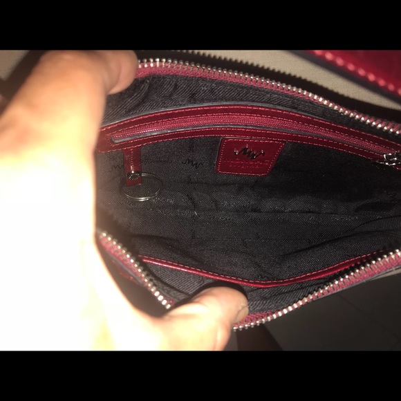 Monsac handbag in pristine condition. - Picture 5 of 5